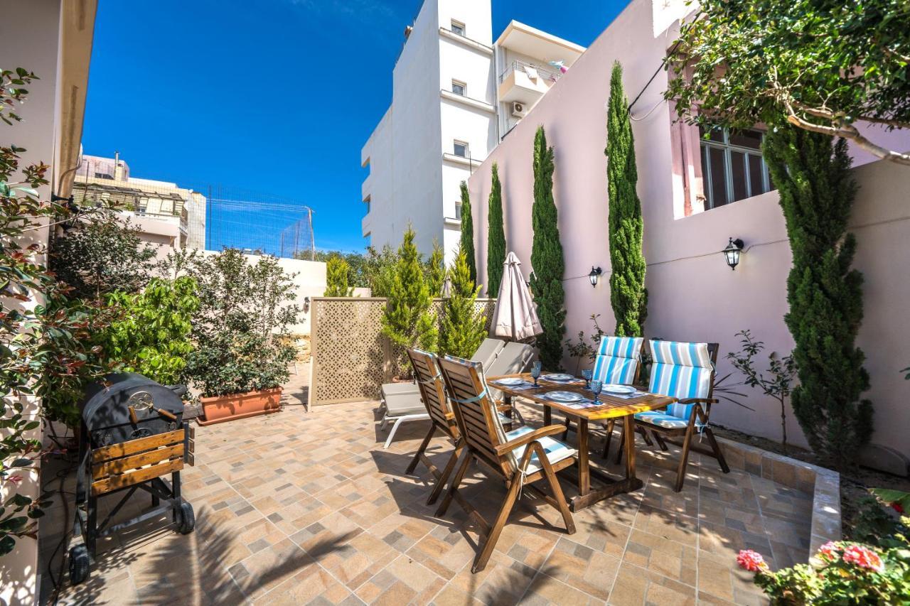 Iro City And Beach Boutique Homes Chania  ภายนอก รูปภาพ