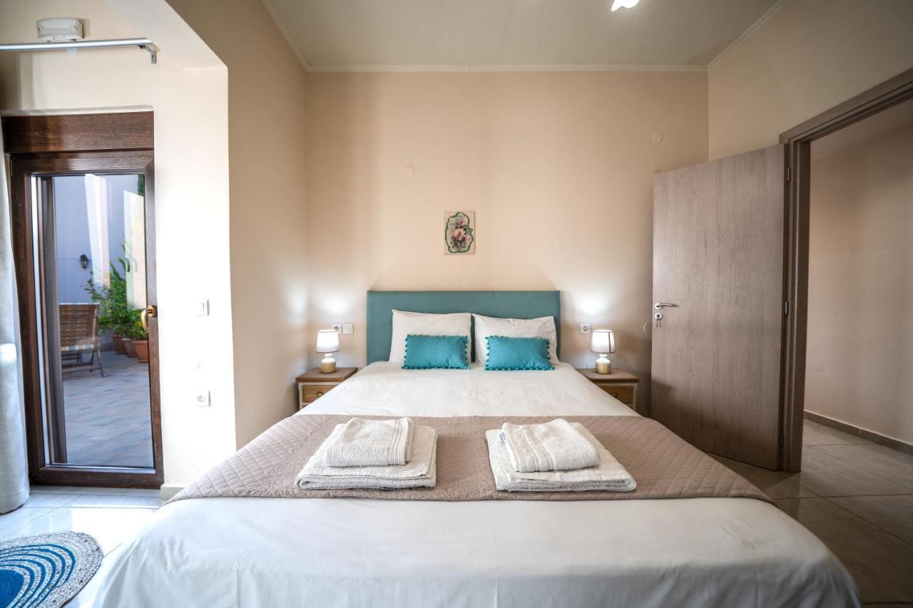 Iro City And Beach Boutique Homes Chania  ภายนอก รูปภาพ