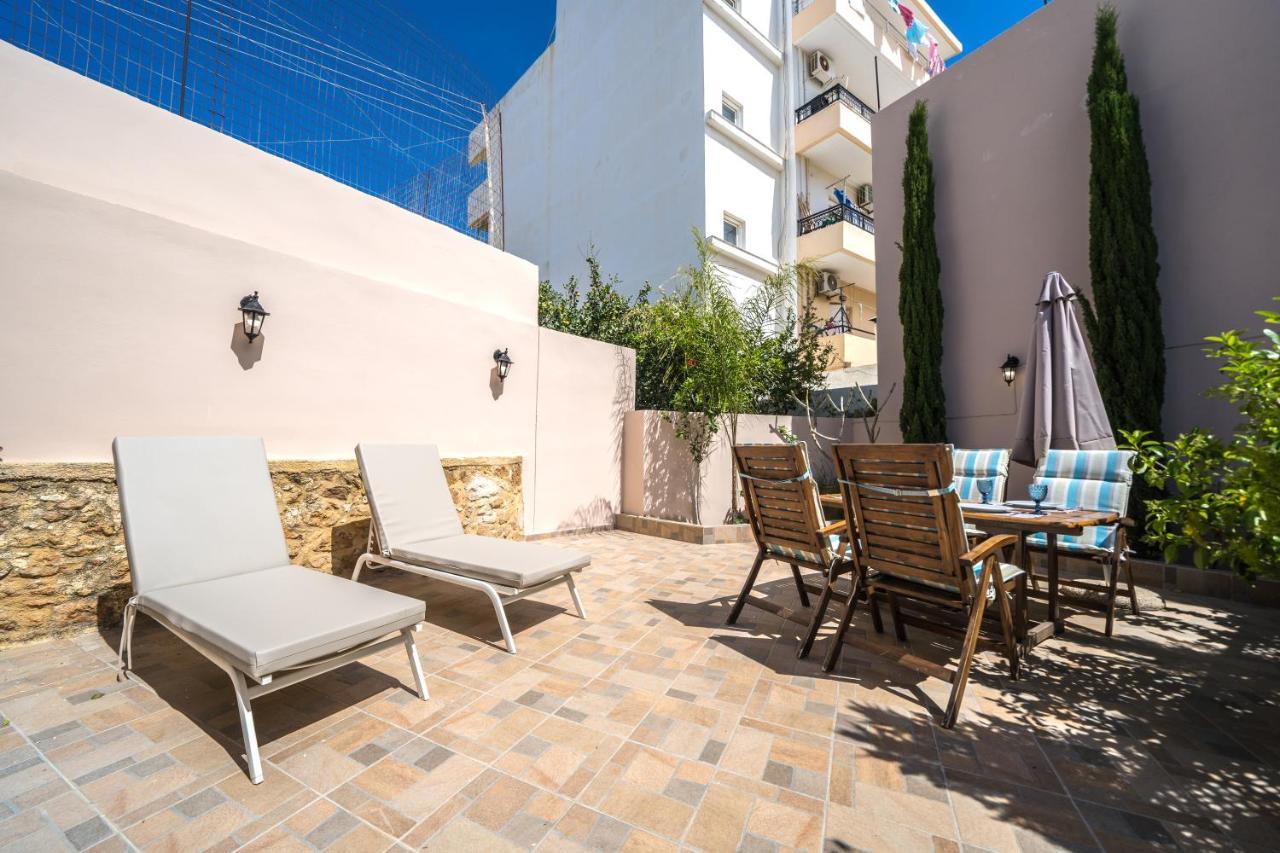 Iro City And Beach Boutique Homes Chania  ภายนอก รูปภาพ