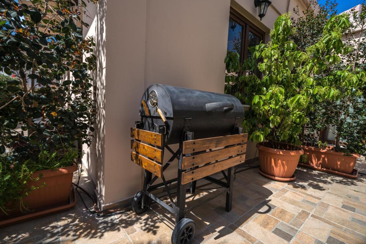 Iro City And Beach Boutique Homes Chania  ภายนอก รูปภาพ