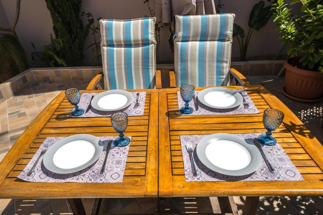 Iro City And Beach Boutique Homes Chania  ภายนอก รูปภาพ